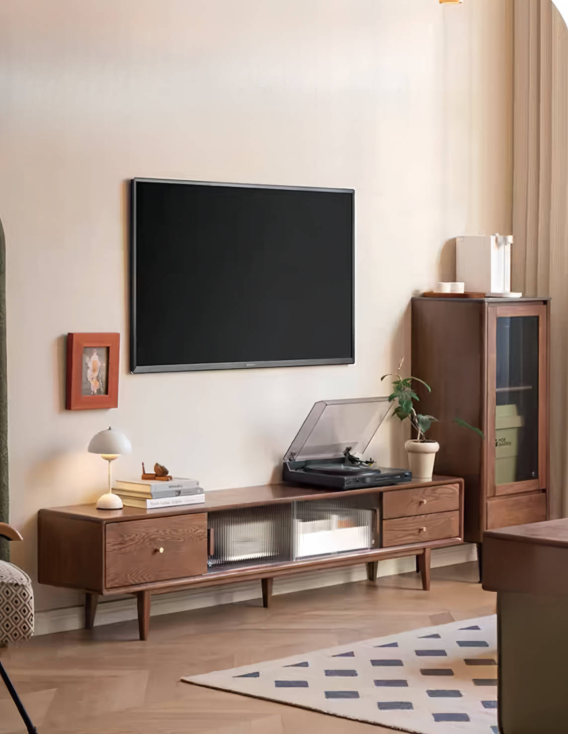 Solid wood TV cabinet with glass sliding doors and three drawers YS-052206