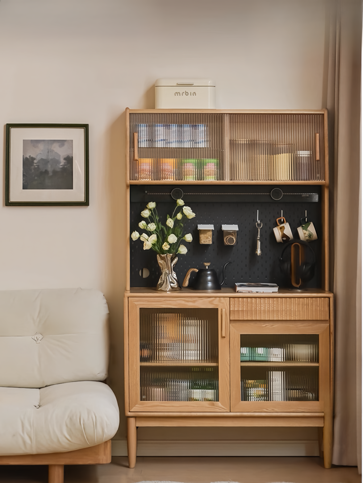 Oak sideboard for small apartments YS-070211