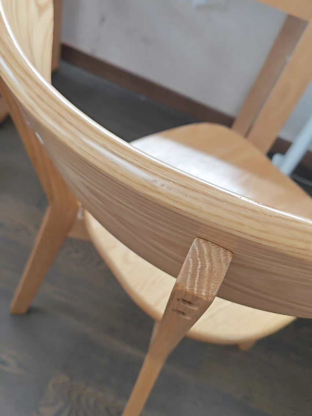 Oak and walnut color arc-shaped dining chair YS26031001