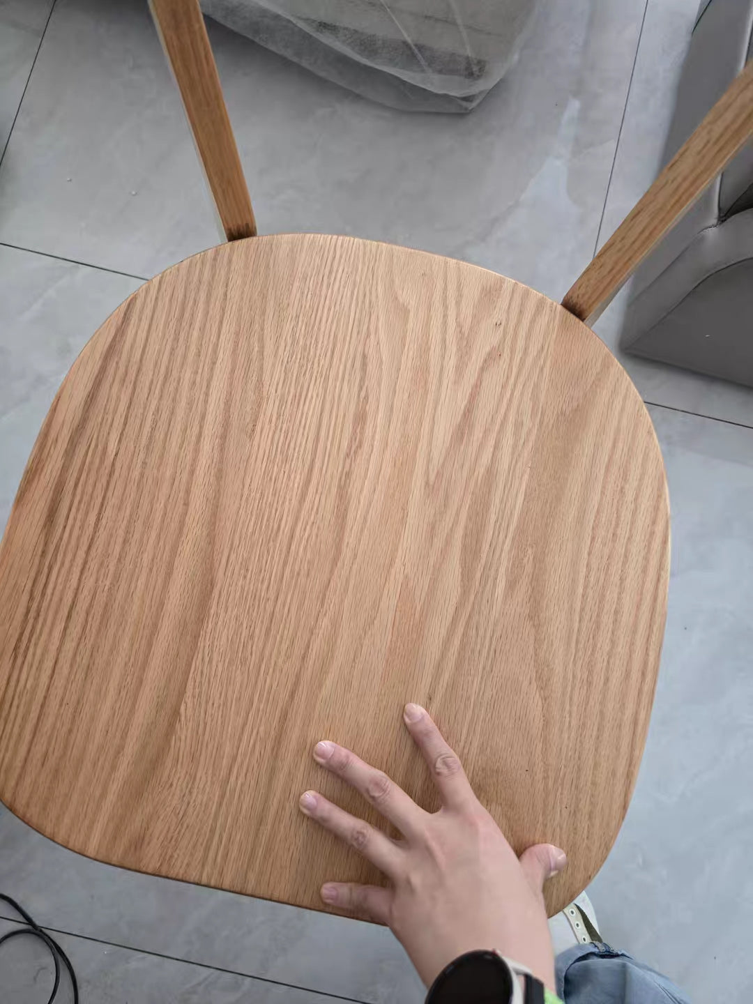 Oak and walnut color arc-shaped dining chair YS26031001