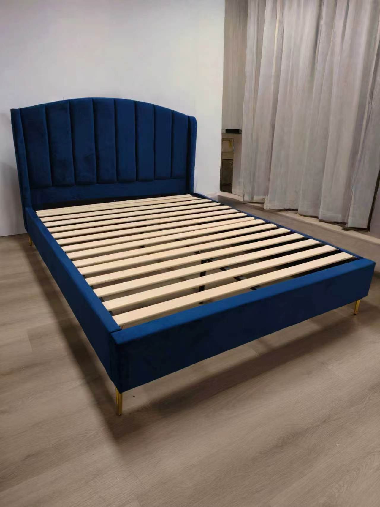 Bed Frame FD2208: Exudes a luxurious deep-sea blue velvet feel.