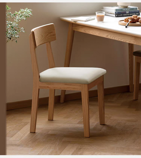 Y28S33 Upholstered Solid Wood Dining Chair