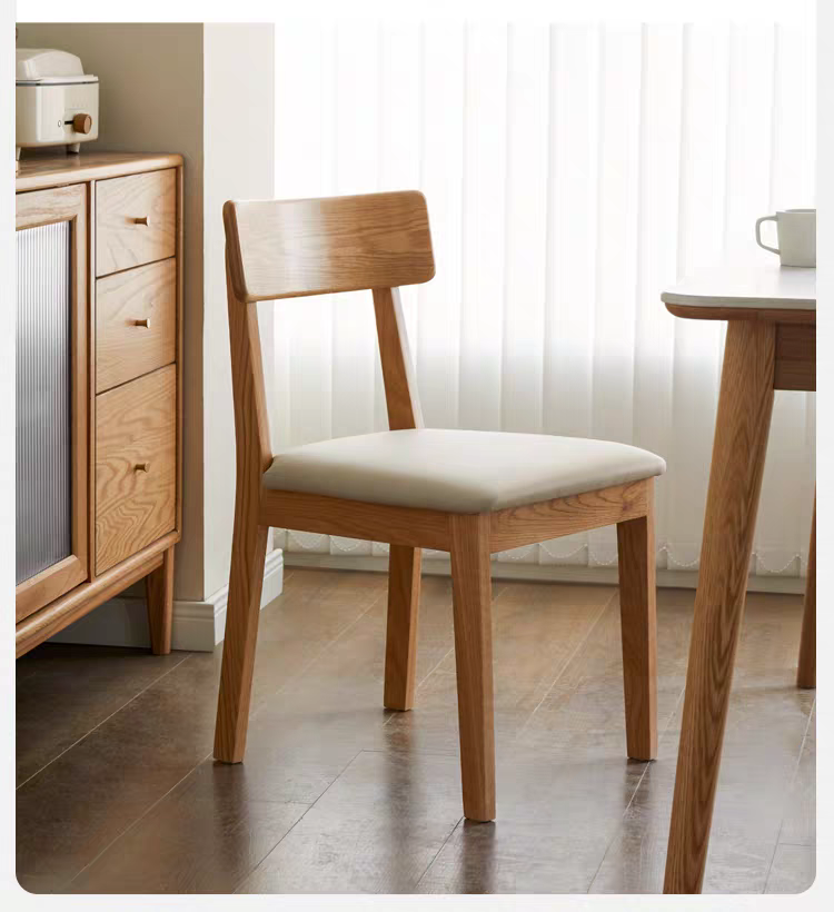 Y28S33 Upholstered Solid Wood Dining Chair