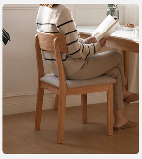 Y28S33 Upholstered Solid Wood Dining Chair