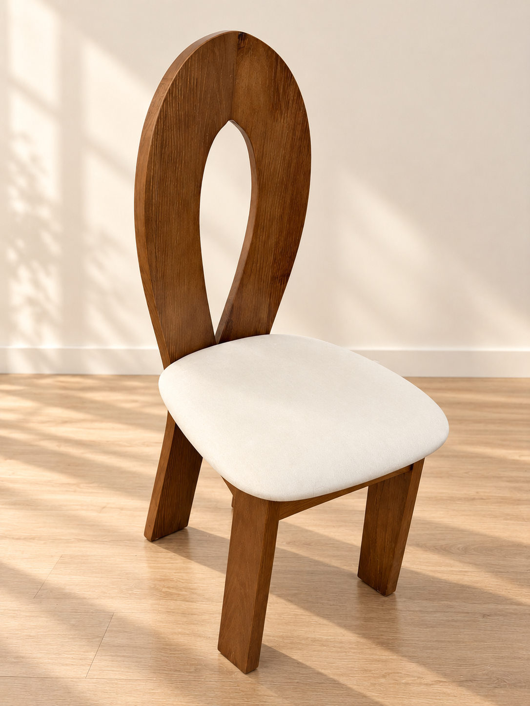 Y222 Cream Fabric Dining Chair